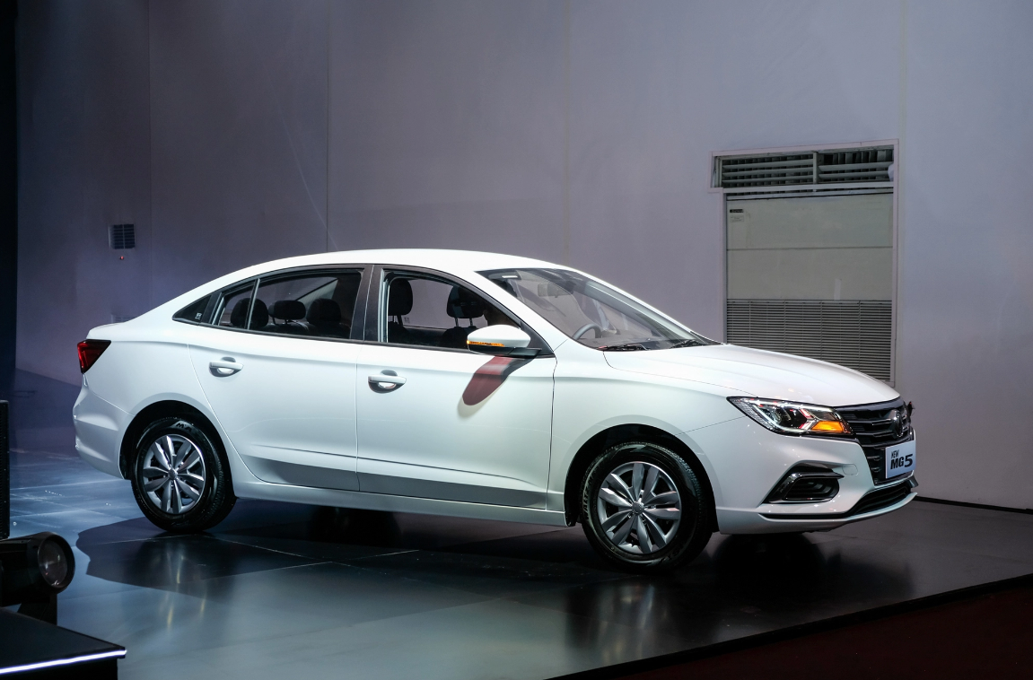 Hông xe New MG5 MG Kinh Dương Vương TPHCM